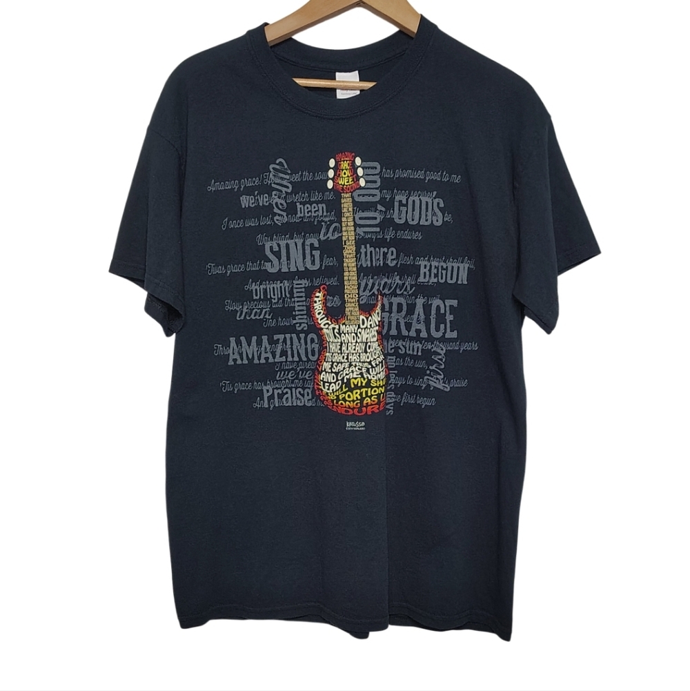 Kerusso Amazing Grace Guitar Christian Graphic Tee Shirt Size Large